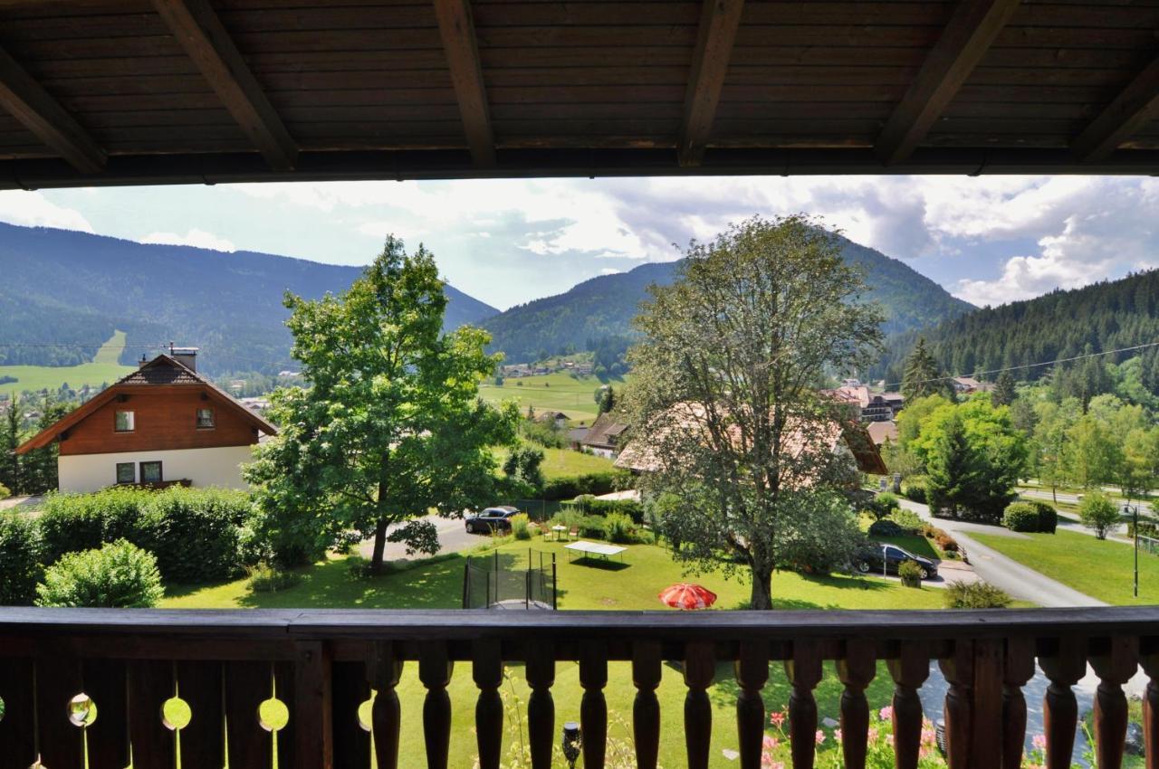 Pension & Apartments Weissbriach Exterior photo